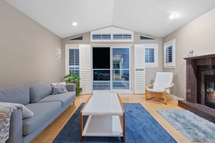 Living Room Photo of 2517 Marine Drive, West Vancouver, BC