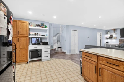 Office / Den Photo of 14610 87 Avenue, Surrey, BC