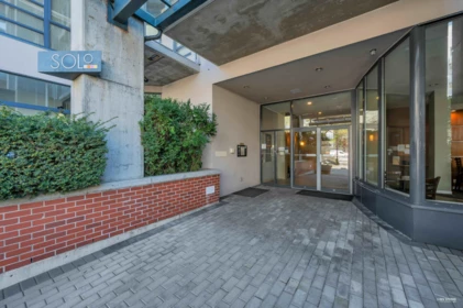 Entry Foyer Photo of 506 2228 Marstrand Avenue, Vancouver, BC