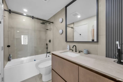 Powder Room Photo of 506 2228 Marstrand Avenue, Vancouver, BC