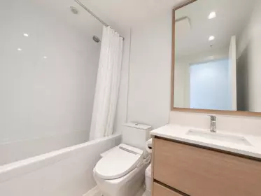 Primary Bathroom Photo of 3006 4670 Assembly Way, Burnaby, BC