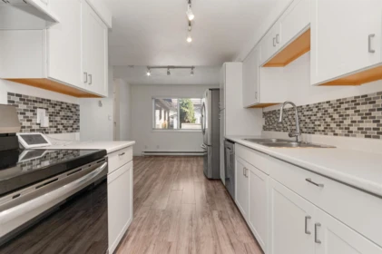 Breakfast Nook Photo of 49 46689 First Avenue, Chilliwack, BC
