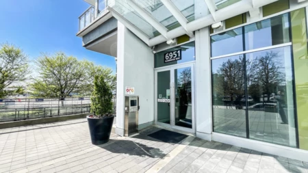 1008 6951 Elmbridge Way, Richmond, BC, Richmond — Apartment/Condo for sale