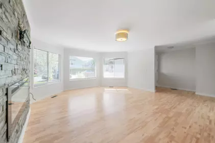 5937 Cambridge Street, Chilliwack, BC, Chilliwack — Single Family Residence for sale