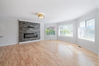 Kitchen Photo of 5937 Cambridge Street, Chilliwack, BC