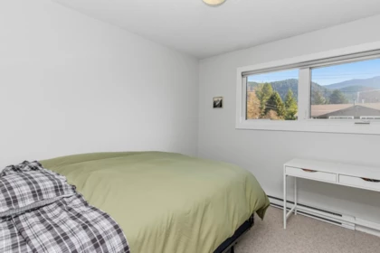 Hallway Photo of 41557 Rod Road, Brackendale, BC