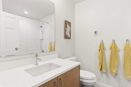 Mudroom Photo of 41557 Rod Road, Brackendale, BC