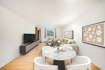 Primary Bedroom Photo of 110 1615 Frances Street, Vancouver, BC
