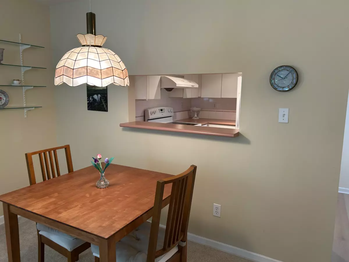 Dining Area Photo of 204 1533 Best Street, White Rock, BC