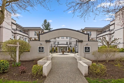 204 1533 Best Street, White Rock, BC, White Rock — Apartment/Condo for sale