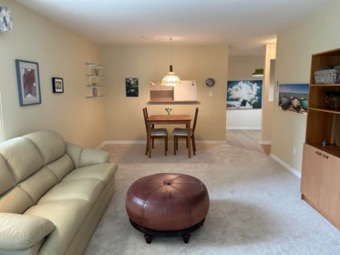 204 1533 Best Street, White Rock, BC, White Rock — Apartment/Condo for sale
