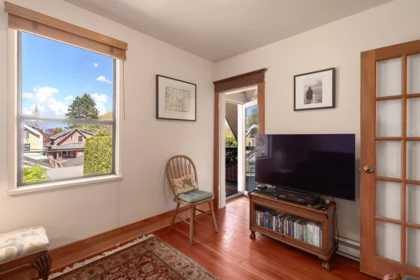 Office / Den Photo of 237 E 24th Avenue, Vancouver, BC
