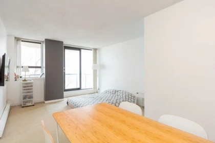 402 789 Drake Street, Vancouver, BC, Vancouver — Apartment/Condo for sale