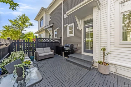 Hallway Photo of 163 1220 Rocklin Street, Coquitlam, BC