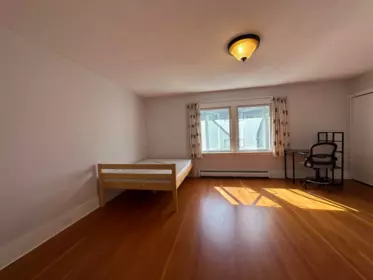 Walk-In Closet Photo of 4678 W 3rd Avenue, Vancouver, BC