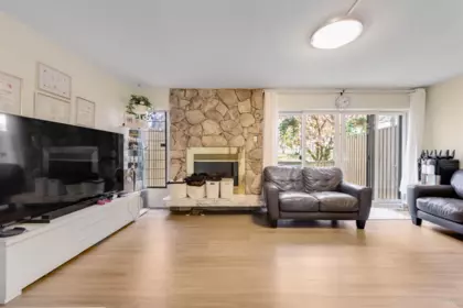 72 13756 Central Avenue, Surrey, BC, Surrey — Townhouse for sale
