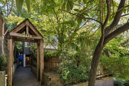 Outdoor Patio Photo of 302 1510 Grant Street, Vancouver, BC