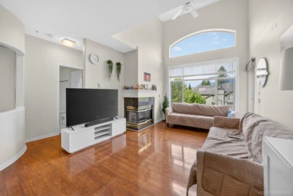 Breakfast Nook Photo of 409 3176 Plateau Boulevard, Coquitlam, BC