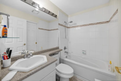 Hallway Photo of 409 3176 Plateau Boulevard, Coquitlam, BC