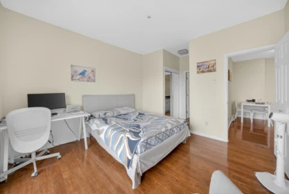 Office / Den Photo of 409 3176 Plateau Boulevard, Coquitlam, BC