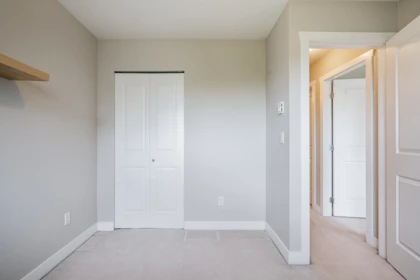 Entry Foyer Photo of 25 6555 192a Street, Surrey, BC