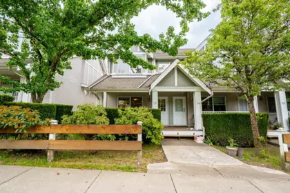 25 6555 192a Street, Surrey, BC, Surrey — Townhouse for sale