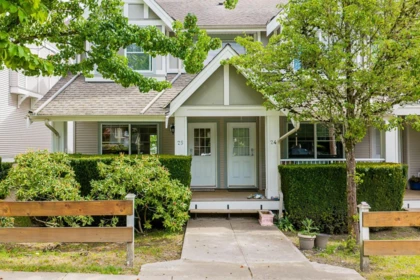 Garden / Landscaping Photo of 25 6555 192a Street, Surrey, BC