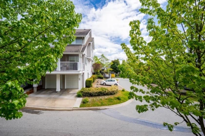 Outdoor Patio Photo of 25 6555 192a Street, Surrey, BC