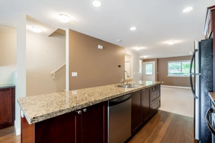 Primary Bathroom Photo of 25 6555 192a Street, Surrey, BC