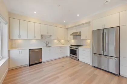 Kitchen Island Photo of 4854 Slocan Street, Vancouver, BC