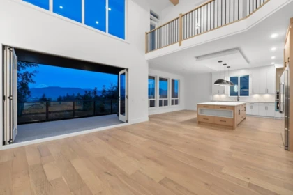 Kitchen Island Photo of 36074 Southridge Place, Abbotsford, BC