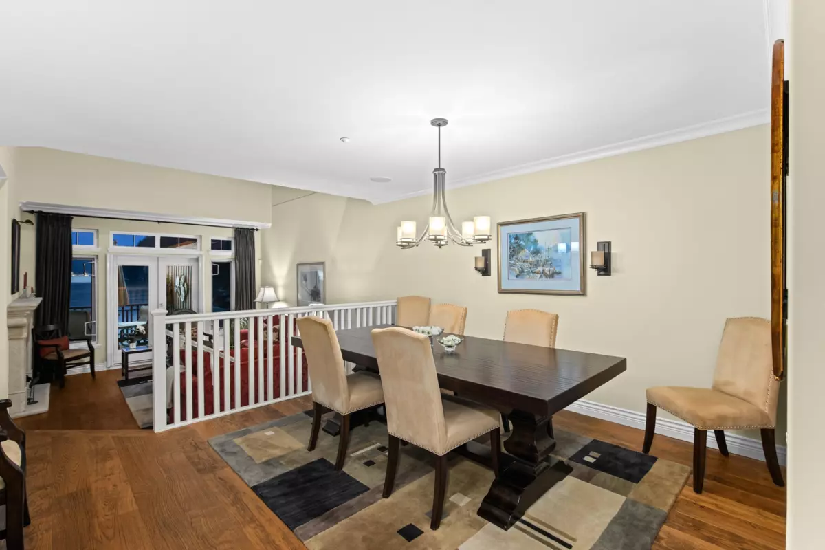Dining Area Photo of 6 Beach Drive, West Vancouver, BC