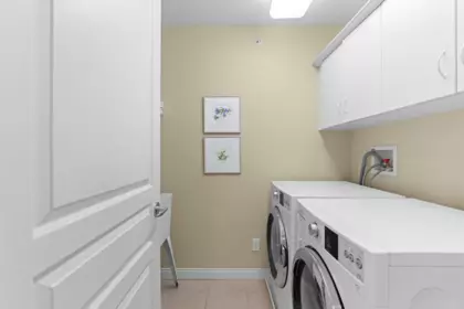 Basement Recreation Room Photo of 6 Beach Drive, West Vancouver, BC