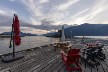Outdoor Kitchen Photo of 6 Beach Drive, West Vancouver, BC