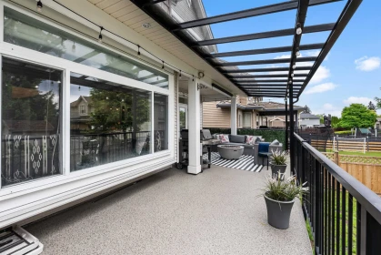 Hot Tub / Spa Photo of 16018 80a Avenue, Surrey, BC