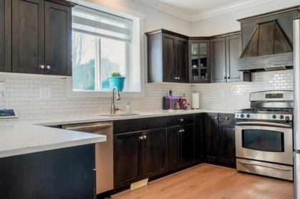 Kitchen Island Photo of 2872 Cambie Street, Abbotsford, BC