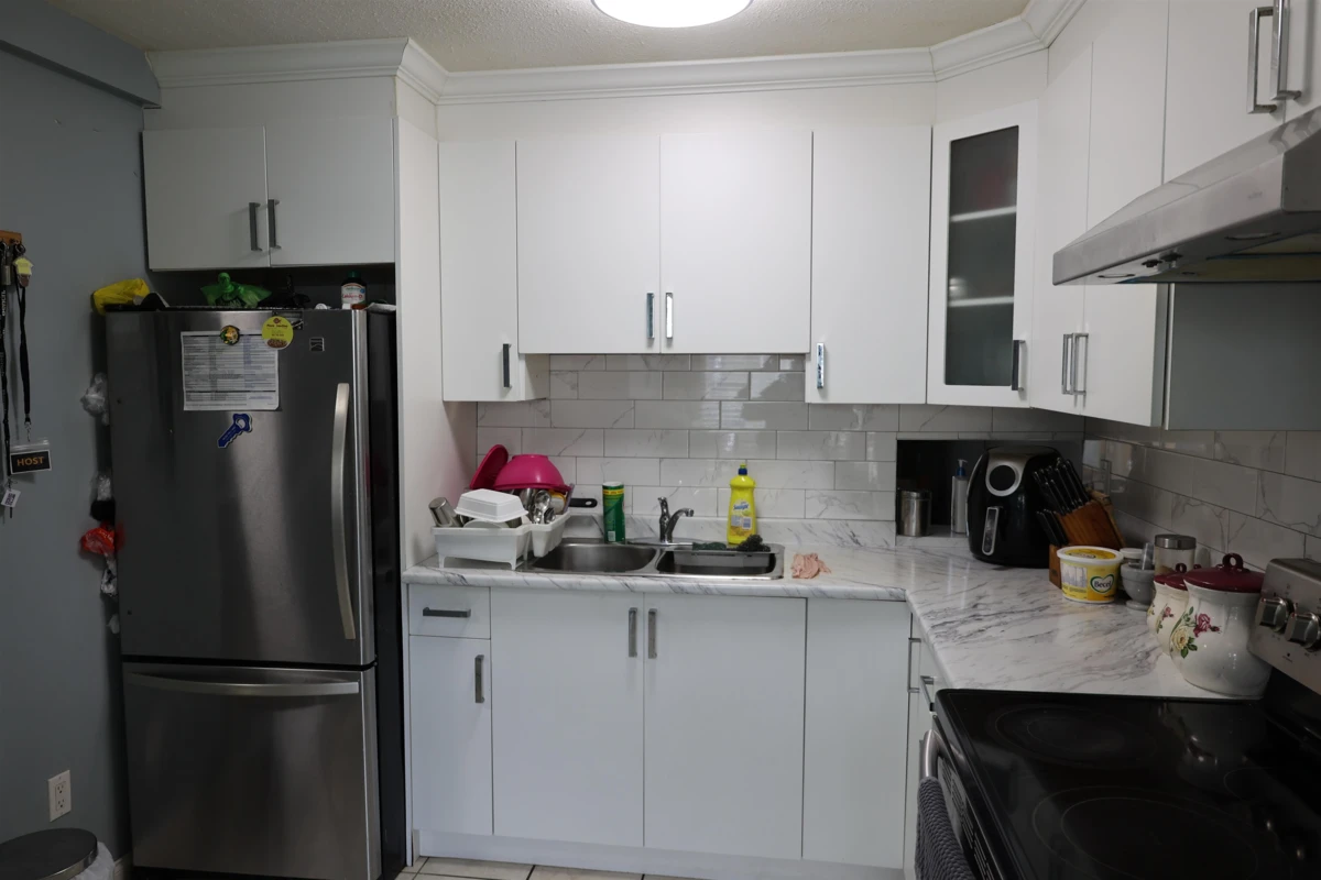 Dining Area Photo of 20 3075 Trethewey Street, Abbotsford, BC