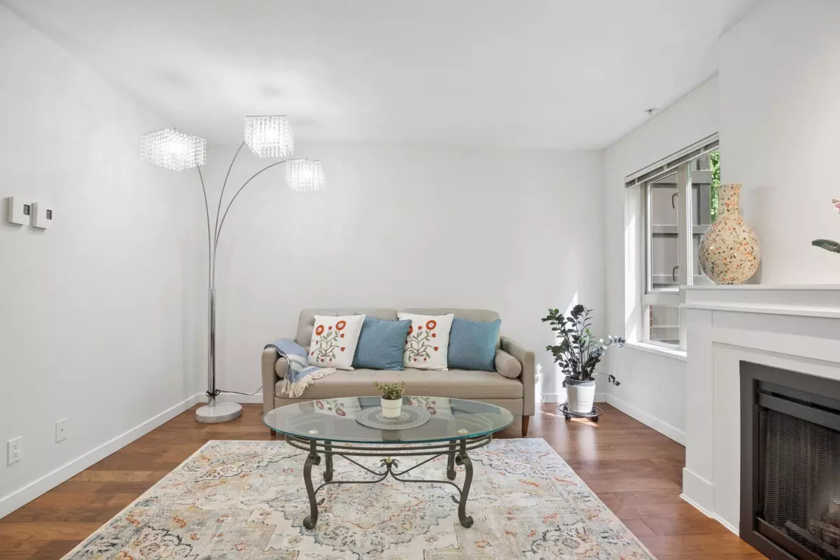 Living Room Photo of 206 3097 Lincoln Avenue, Coquitlam, BC