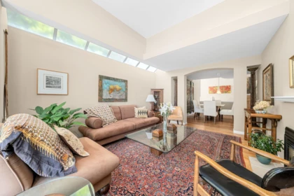 Breakfast Nook Photo of 3961 St. Albans Avenue, North Vancouver, BC