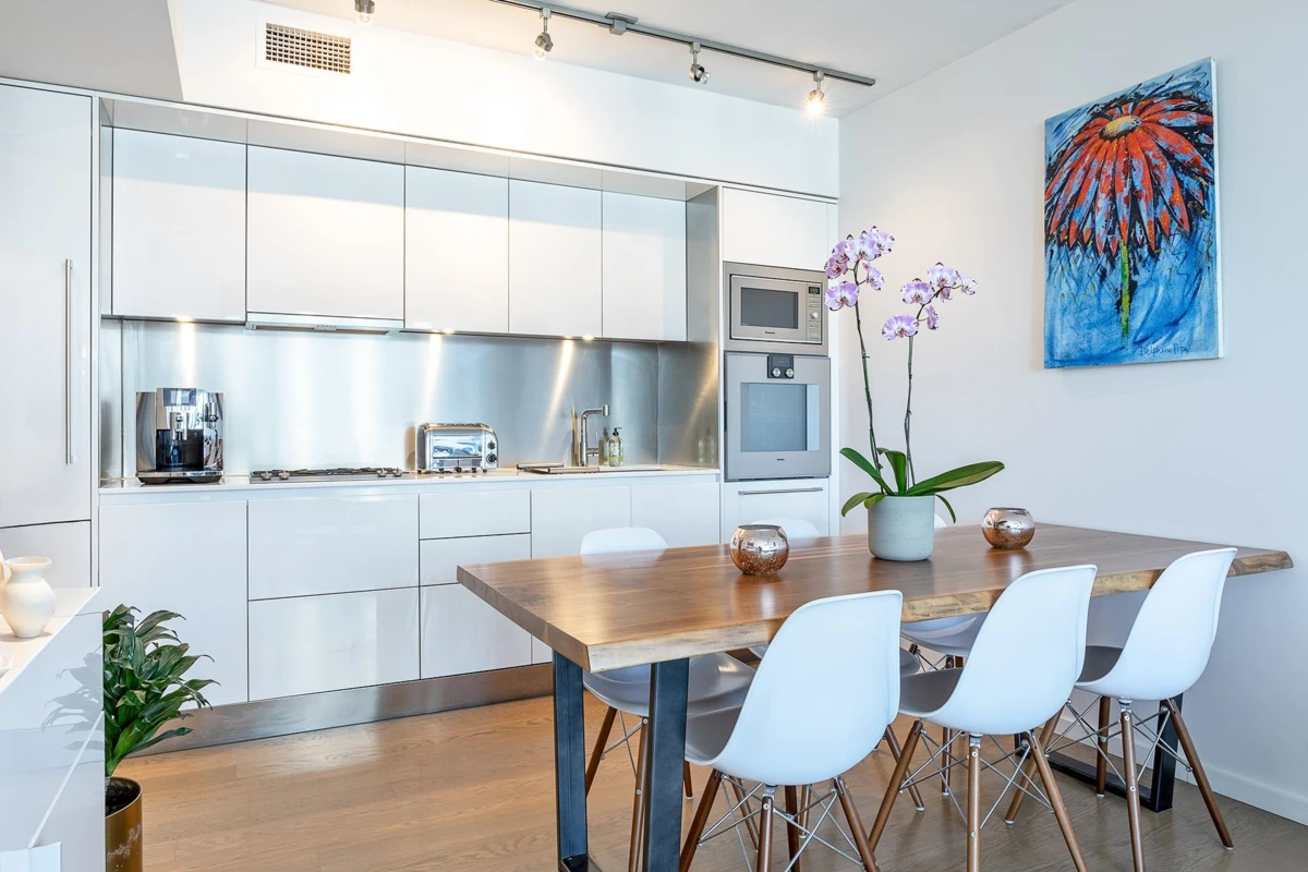 Family Room Photo of 2901 1151 W Georgia Street, Vancouver, BC