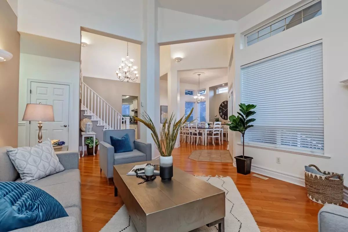 Dining Area Photo of 34743 Pakenham Place, Mission, BC