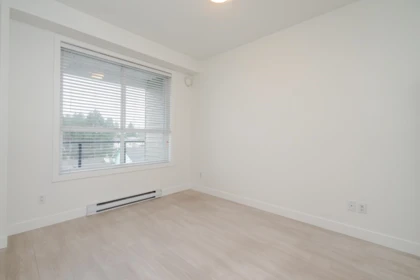 Basement Recreation Room Photo of 404 19567 64 Avenue, Surrey, BC