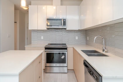Guest Bathroom Photo of 404 19567 64 Avenue, Surrey, BC