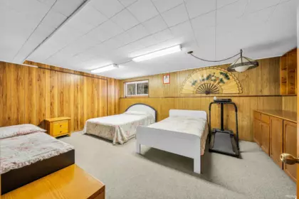 Hallway Photo of 580 W 64th Avenue, Vancouver, BC