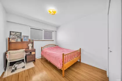 Office / Den Photo of 580 W 64th Avenue, Vancouver, BC