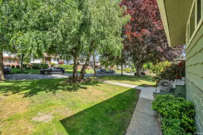 Street View Photo of 580 W 64th Avenue, Vancouver, BC