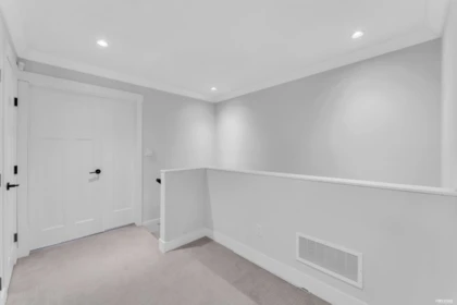 Entry Foyer Photo of 2290 164a Street, Surrey, BC