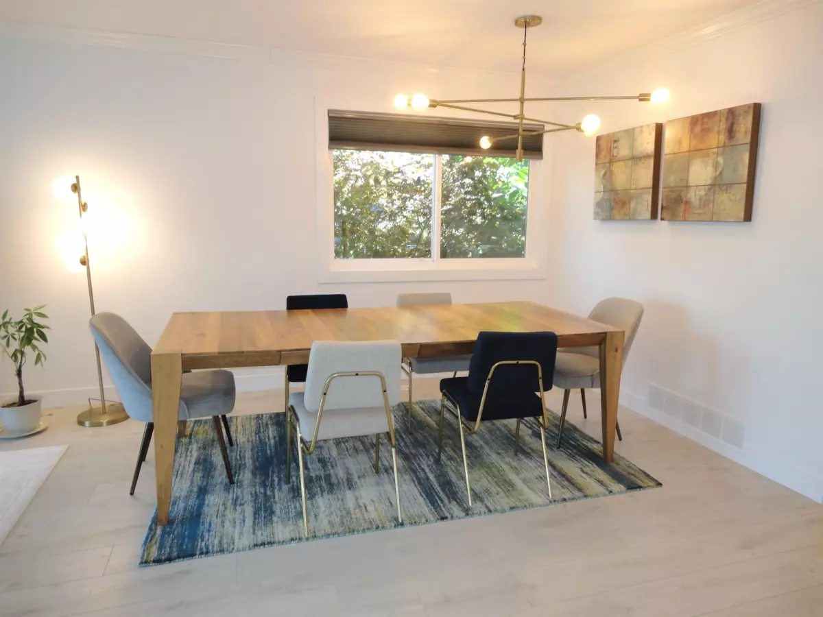 Dining Area Photo of 1960 Cameron Avenue, Port Coquitlam, BC