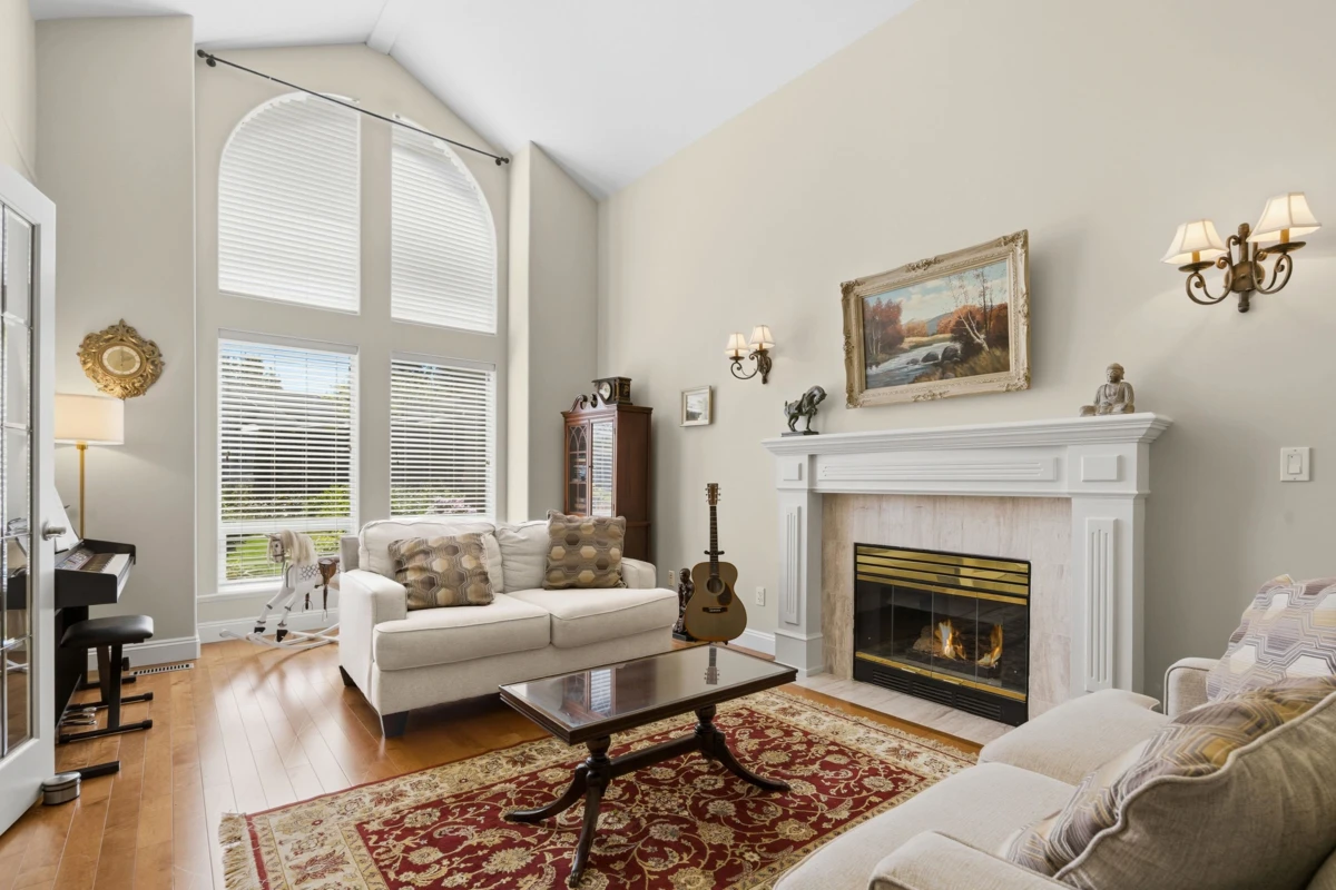 Dining Area Photo of 17139 102a Avenue, Surrey, BC