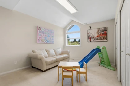 Swimming Pool Photo of 17139 102a Avenue, Surrey, BC